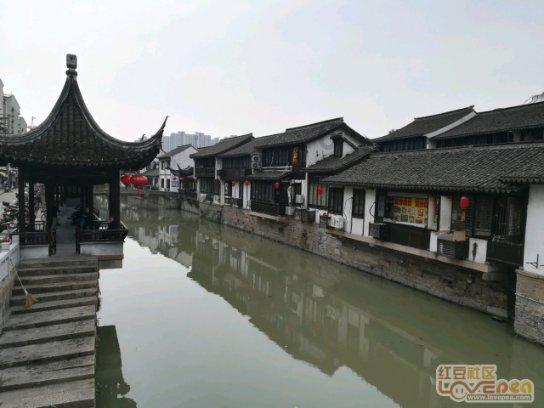 吴京晒图入院,疑似膝盖受伤,做一名合格武打巨星不容易